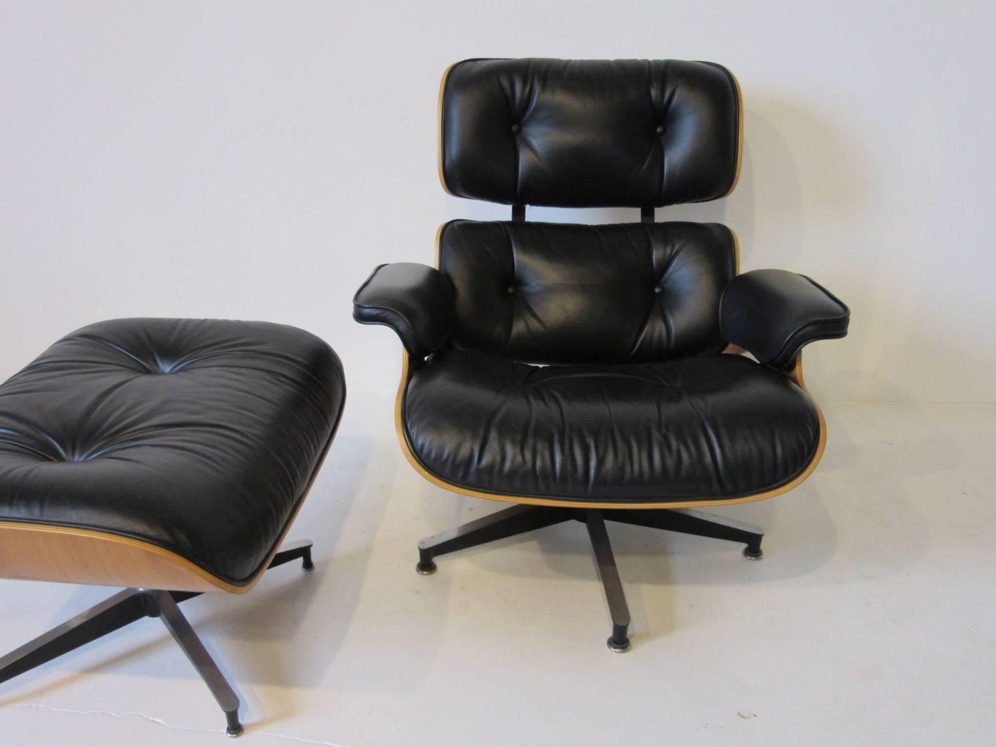 Eames 670 Lounge Chair and Ottoman for Herman Miller 1