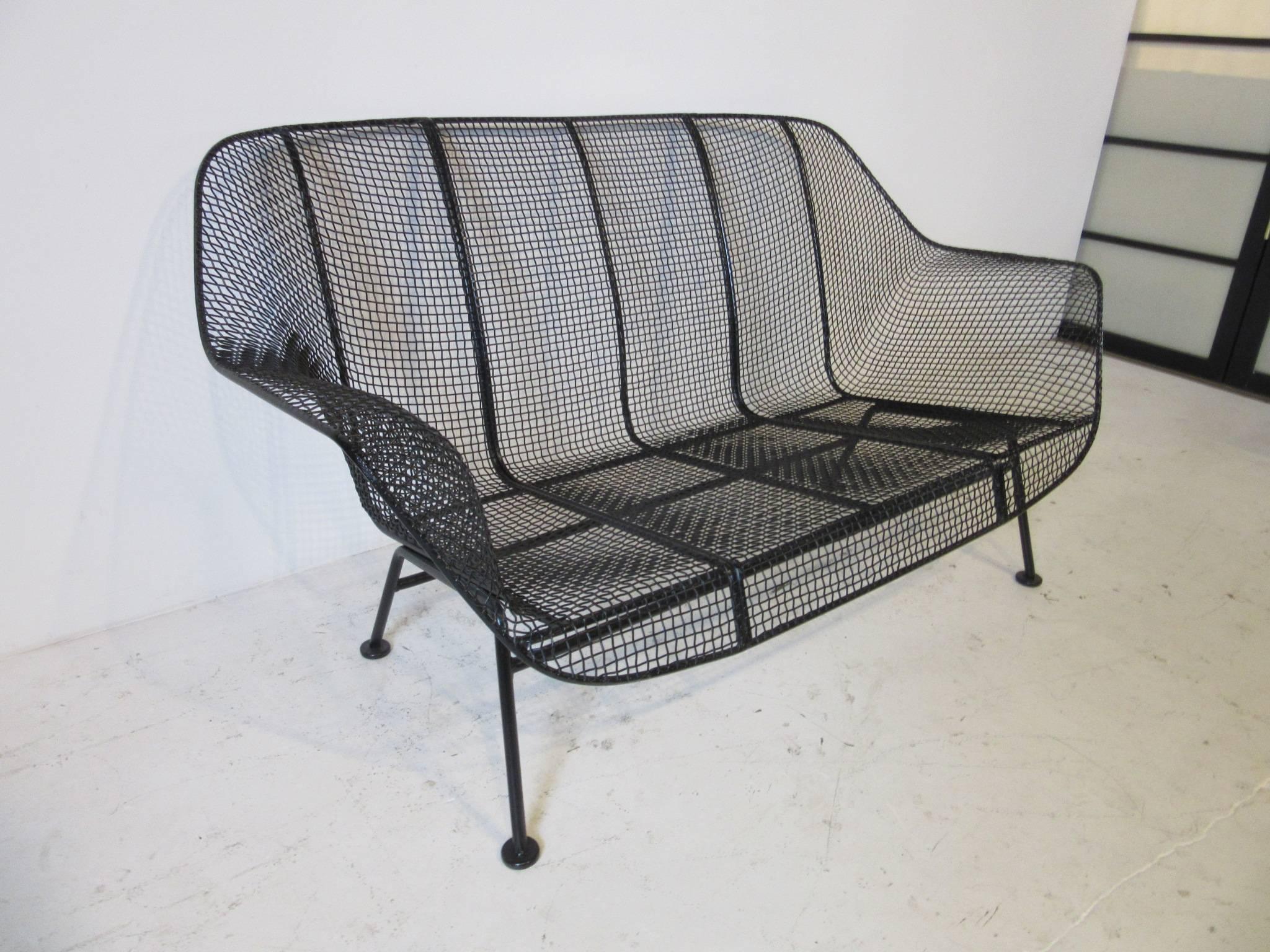 Mid-Century Modern Russell Woodard Sculptura Loveseat in the Manner of Eames