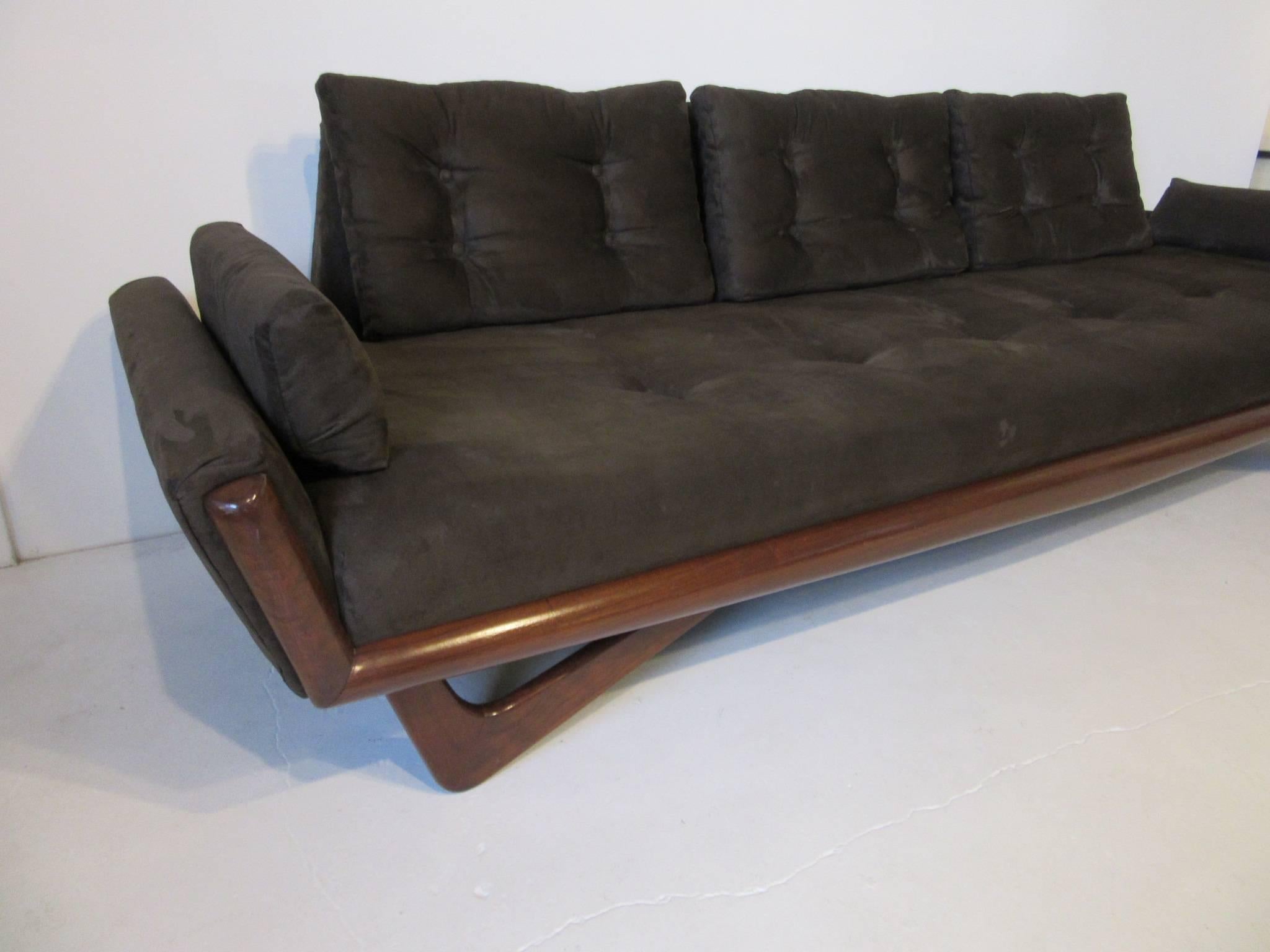 Adrian Pearsall and Craft Associates Sofa Model # 2404-S In Good Condition In Cincinnati, OH