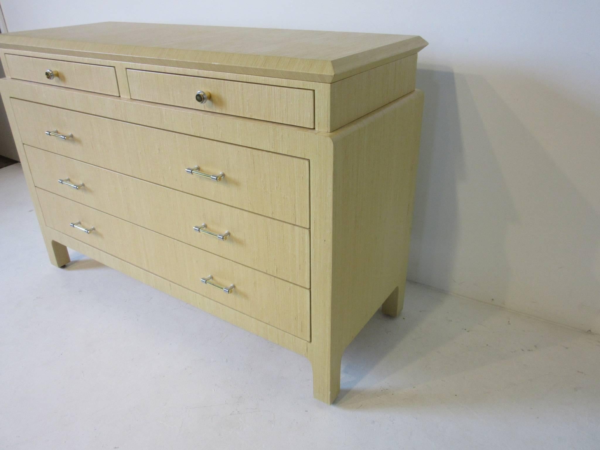 cloth dresser