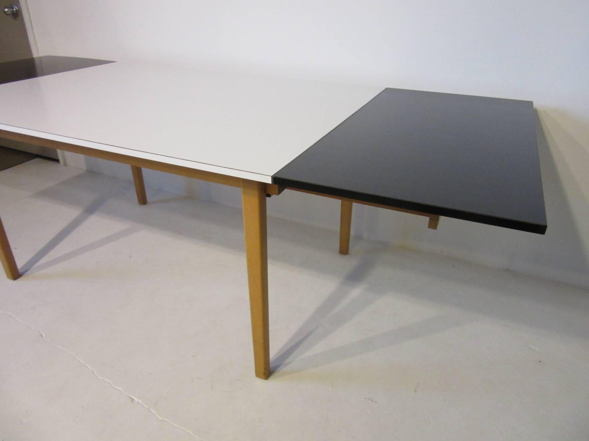 Knoll & Drake Rare Extension Dining Table by Ladislav Rado 1