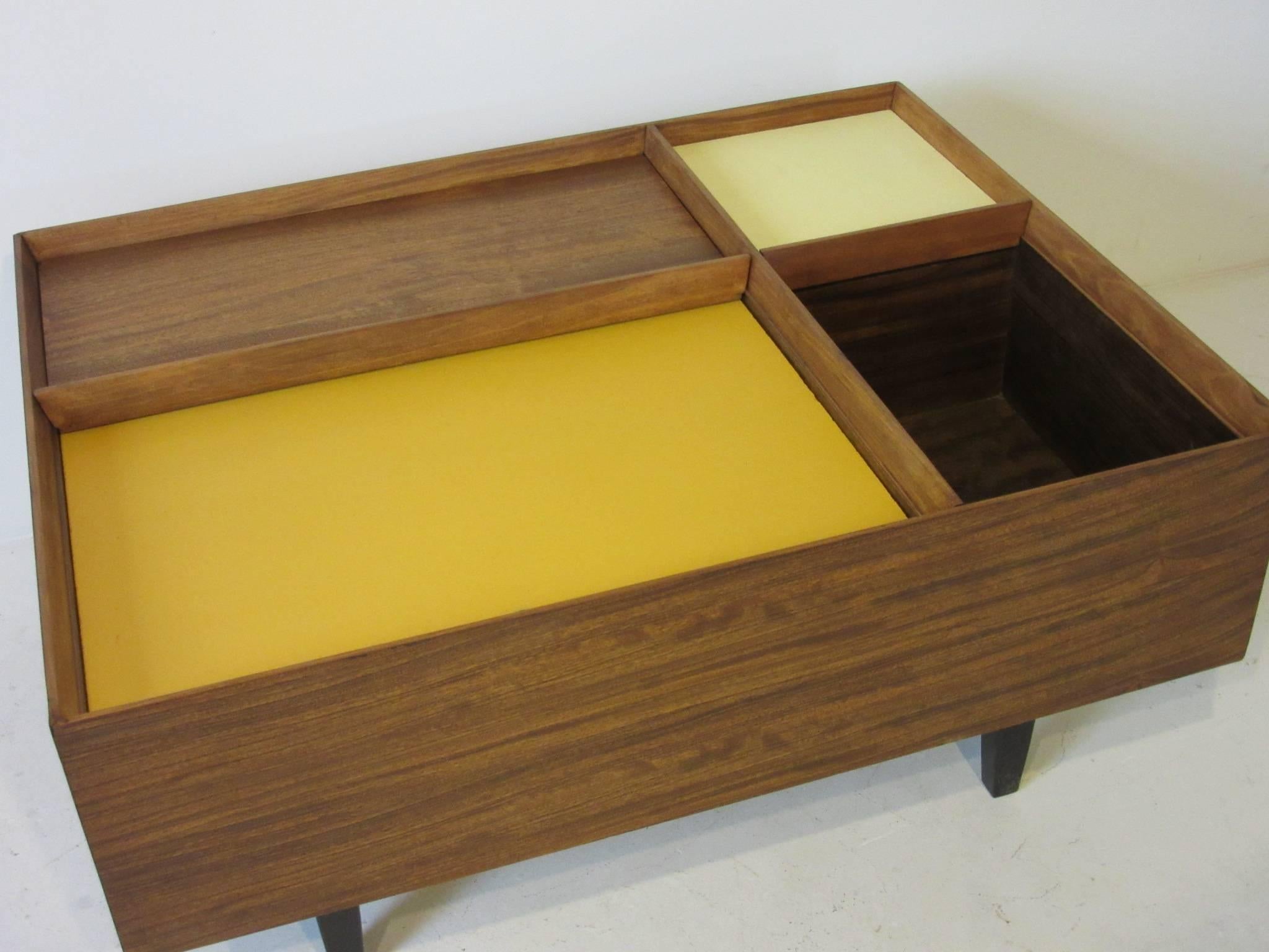 Early Milo Baughman Coffee Table in Exotic Mindoro Wood for Drexel In Good Condition In Cincinnati, OH