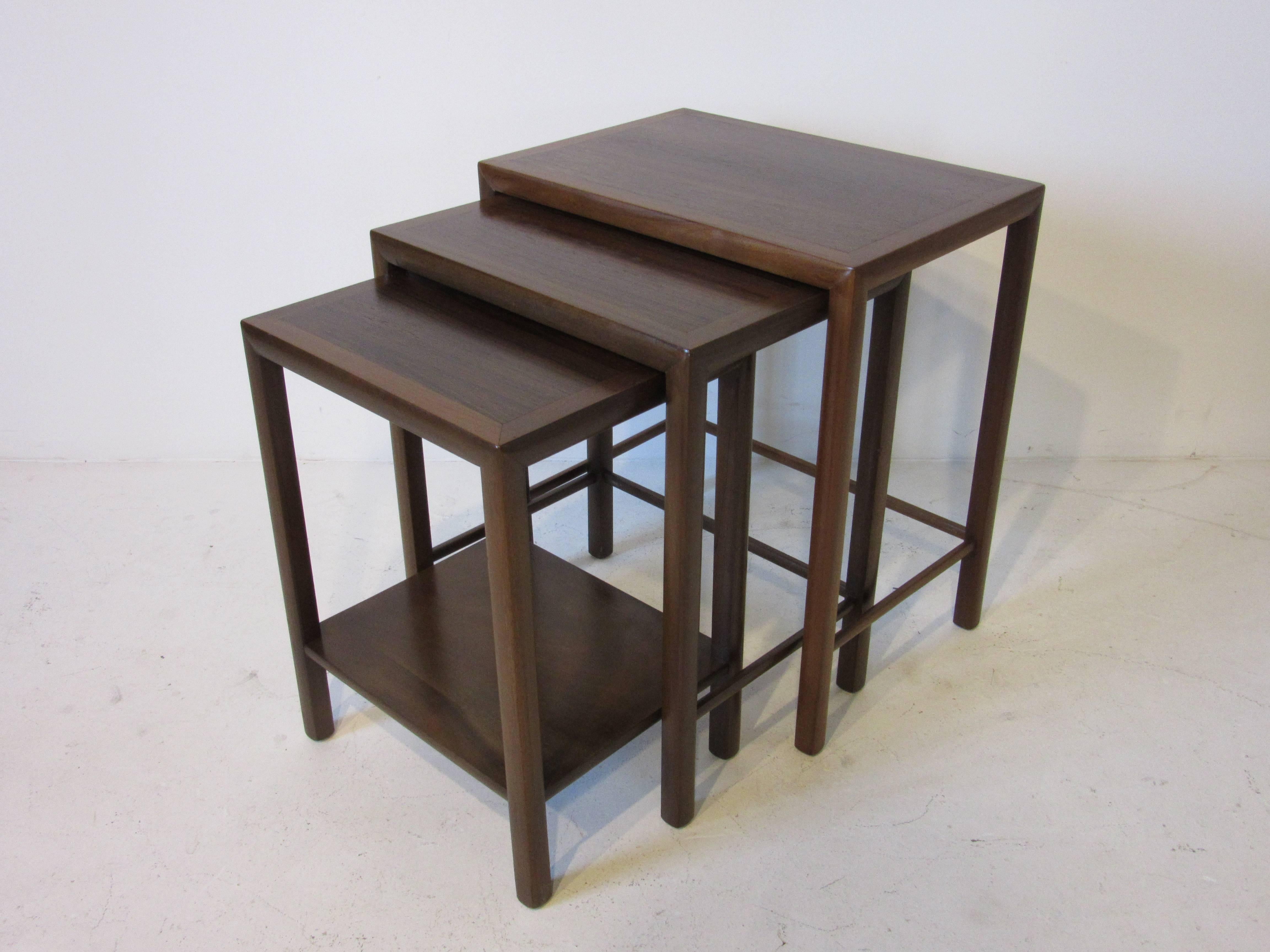 Harvey Probber Styled Rose Wood and Walnut Nesting Tables  In Good Condition In Cincinnati, OH