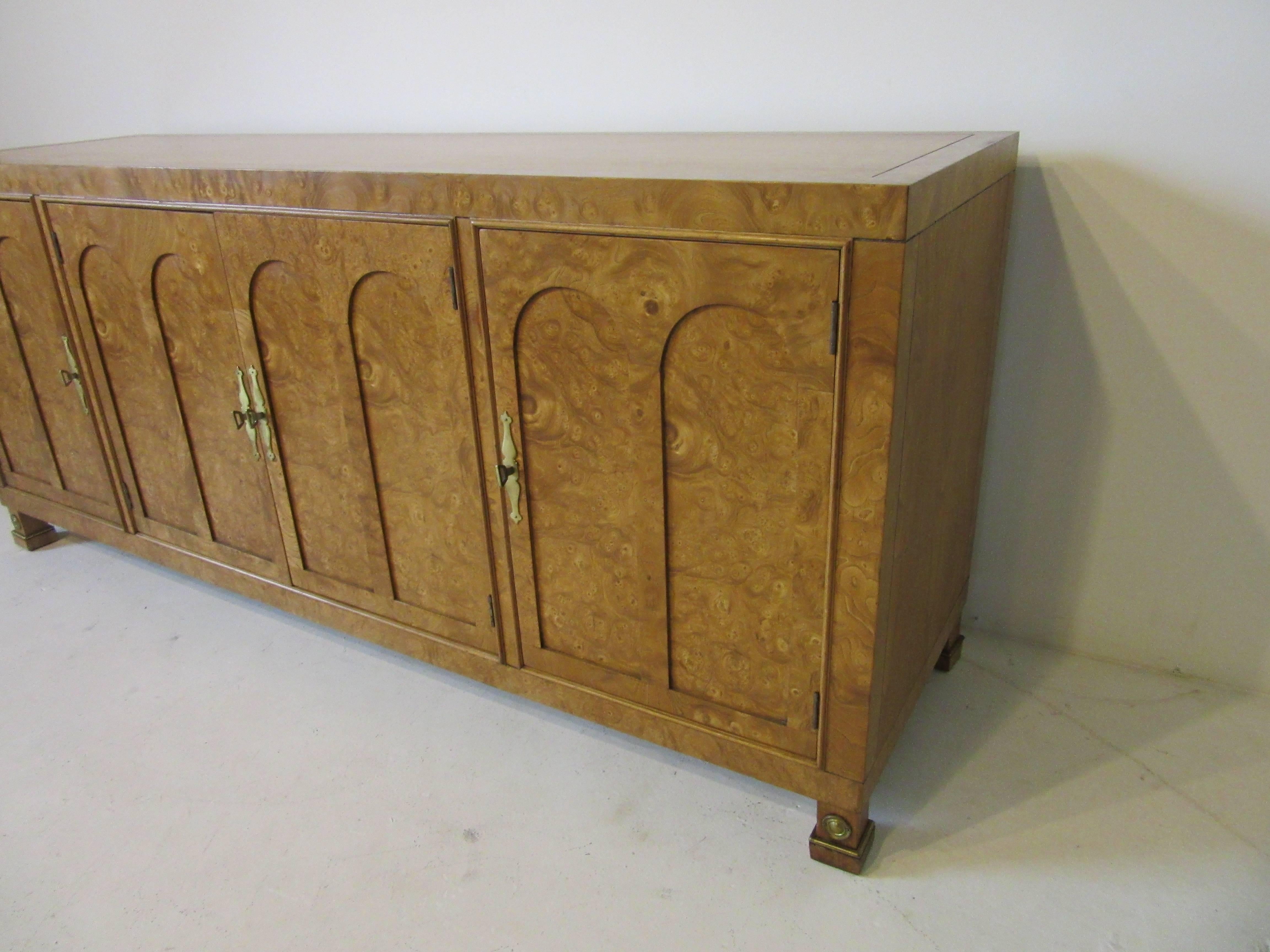 American Mastercraft Burl Wood Credenza or Server in the Style of Hollywood Regency