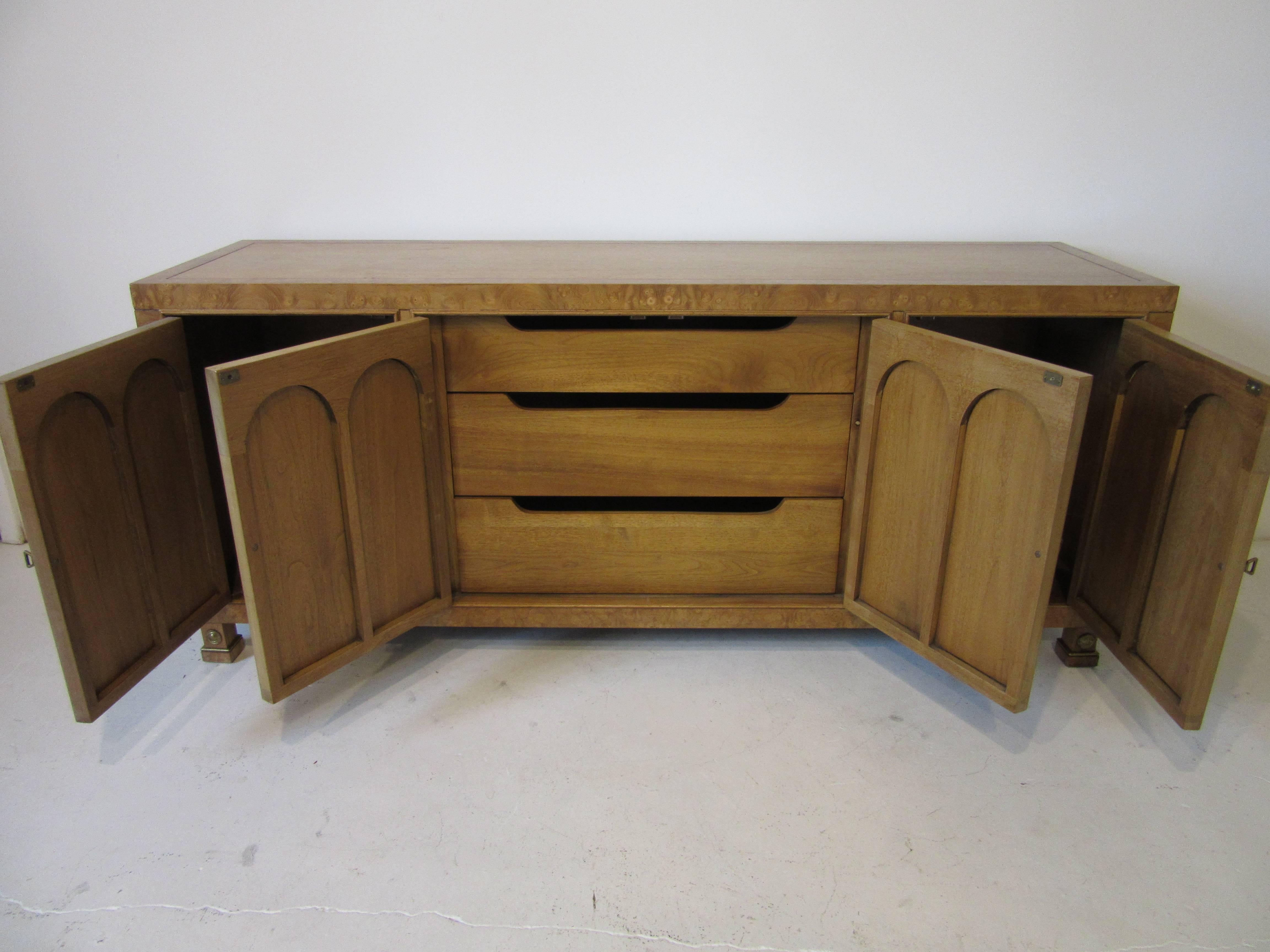 20th Century Mastercraft Burl Wood Credenza or Server in the Style of Hollywood Regency