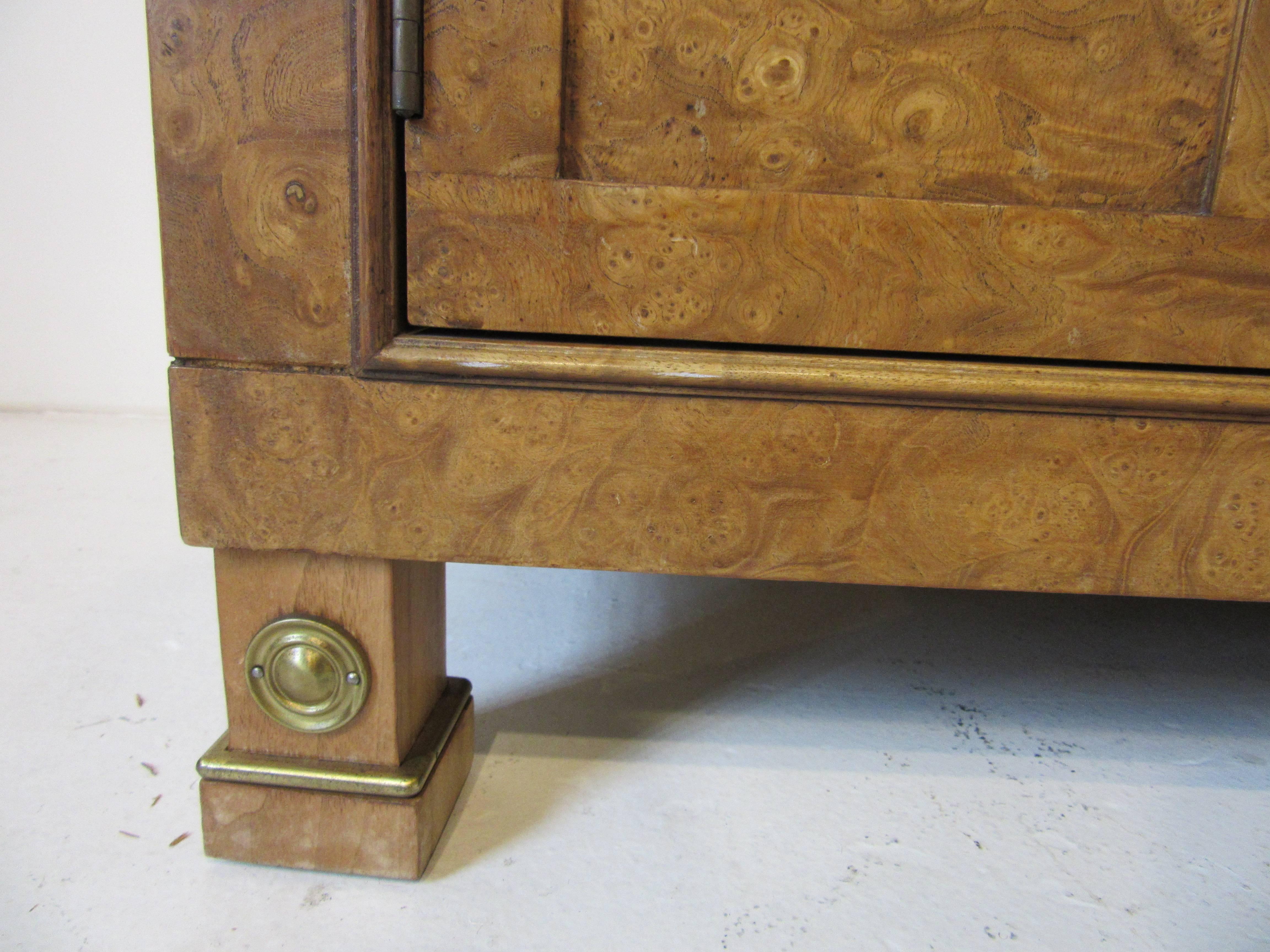 Mastercraft Burl Wood Credenza or Server in the Style of Hollywood Regency 2