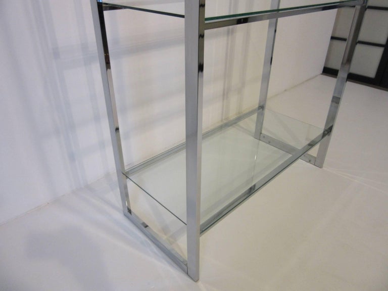 Milo Baughman Styled Chrome and Glass Etagere In Good Condition In Cincinnati, OH