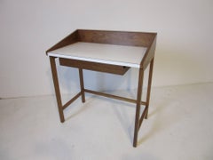 Seltener Dunbar Kleiner Schminktisch oder Makeup-Tisch von Edward Wormley