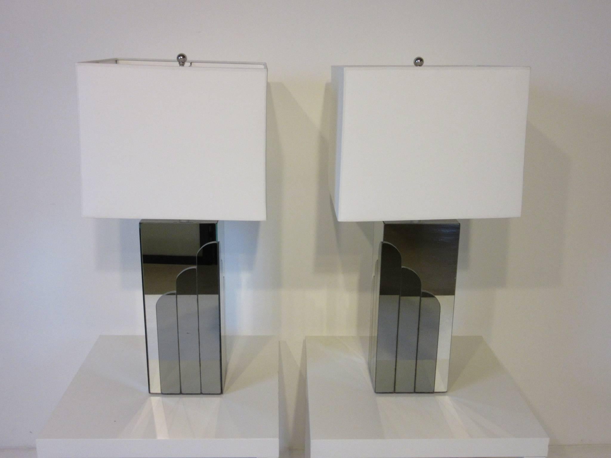 Glamorous 1970's Pierre Cardin Styled Mirrored Table Lamps In Good Condition For Sale In Cincinnati, OH