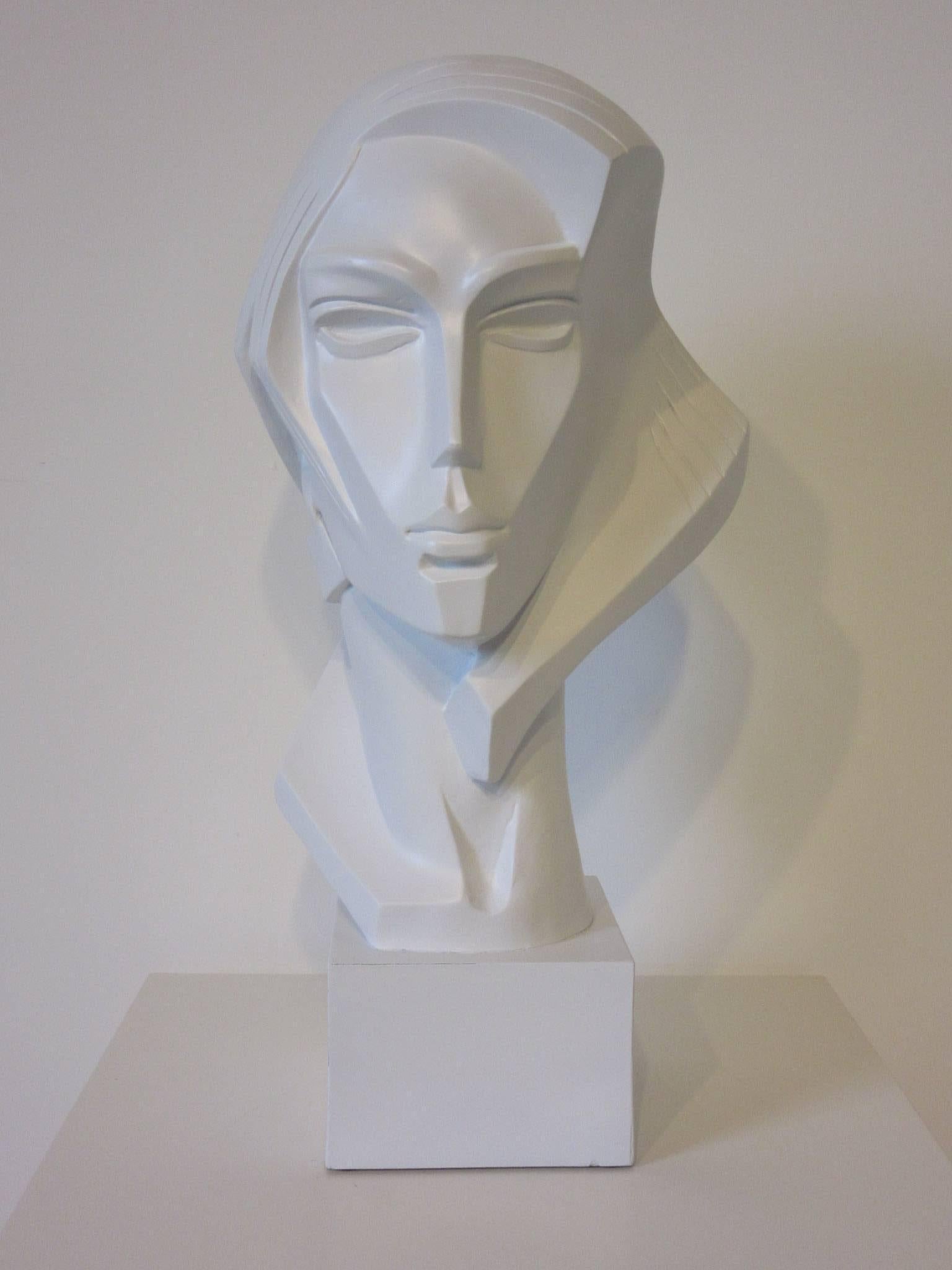 Moderne Grande sculpture de tête féminine des années 1980 par Austin en vente