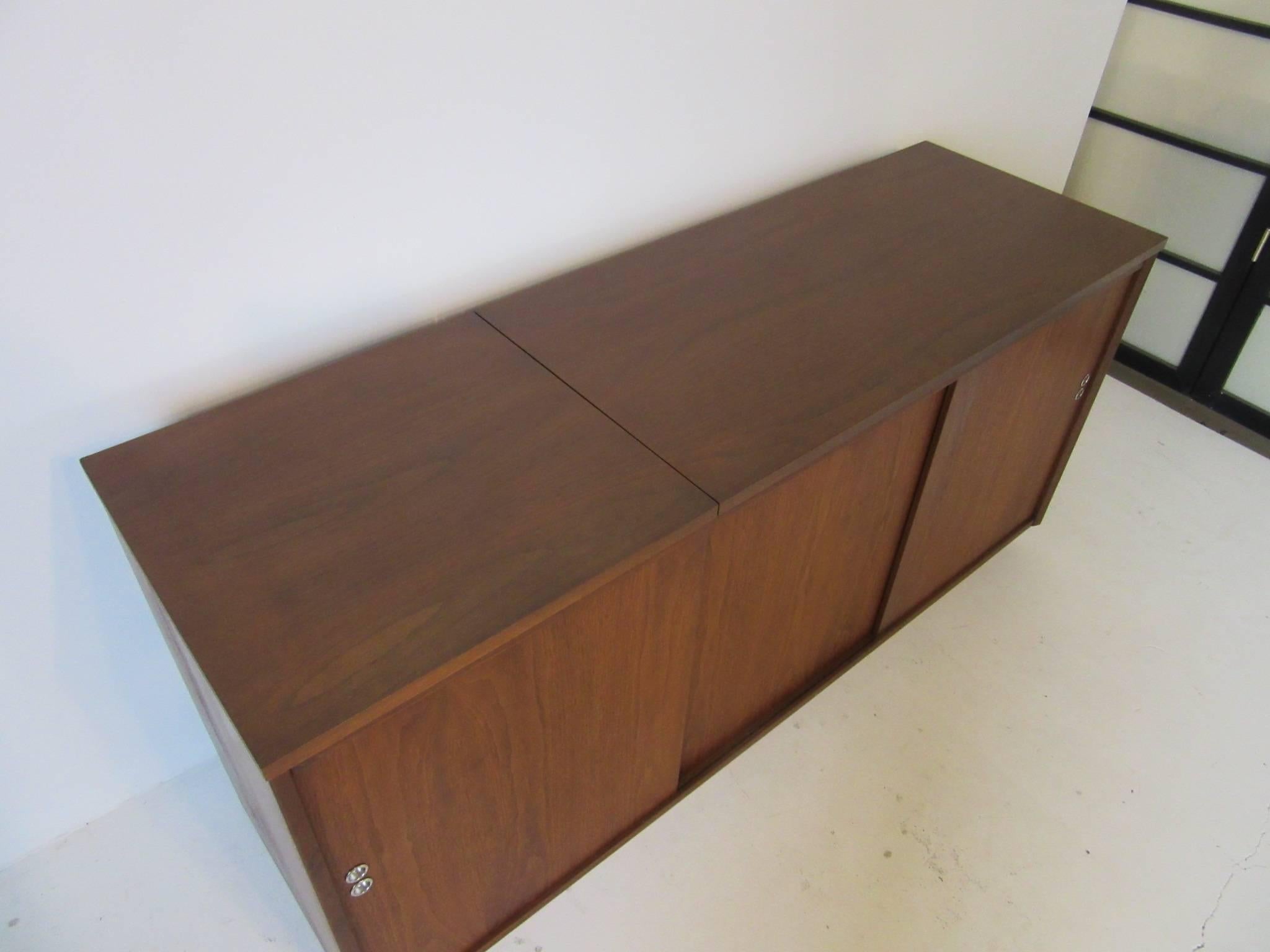 Midcentury Walnut Stereo and Record Cabinet 1