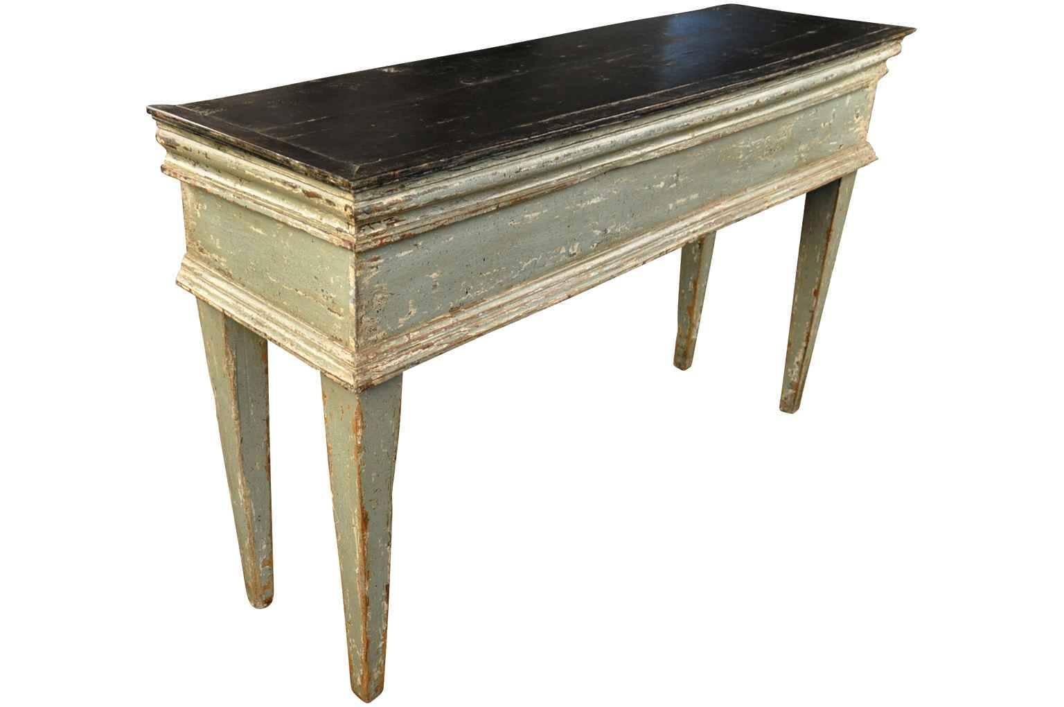 Early 19th Century Spanish Painted Console In Good Condition In Atlanta, GA