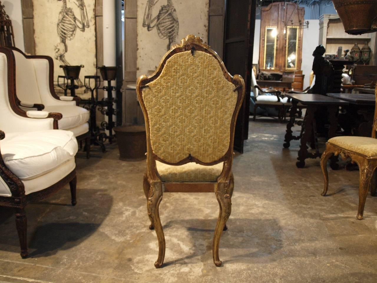 Set of Six 18th Century Italian Dining Chairs in Silvered and Gold Giltwood 5