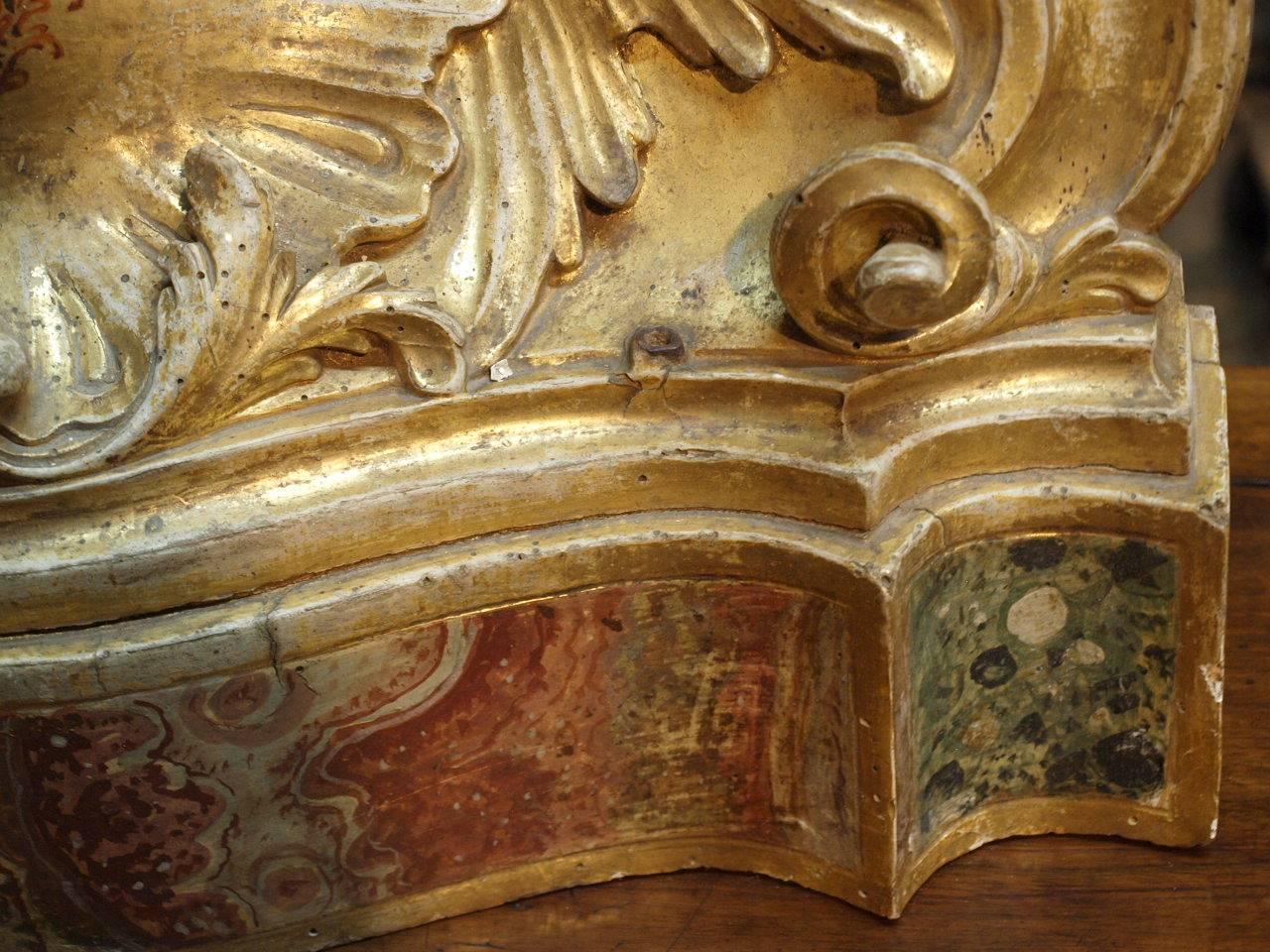 Außergewöhnlicher italienischer Altarrahmenspiegel aus dem 18. Jahrhundert im Zustand „Gut“ im Angebot in Atlanta, GA