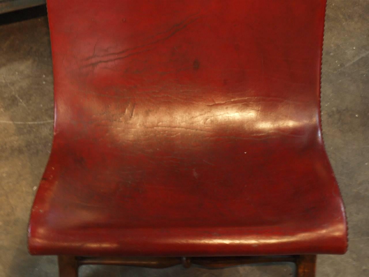 Pair of Spanish Low Sling Back Slipper Chairs in Leather 2