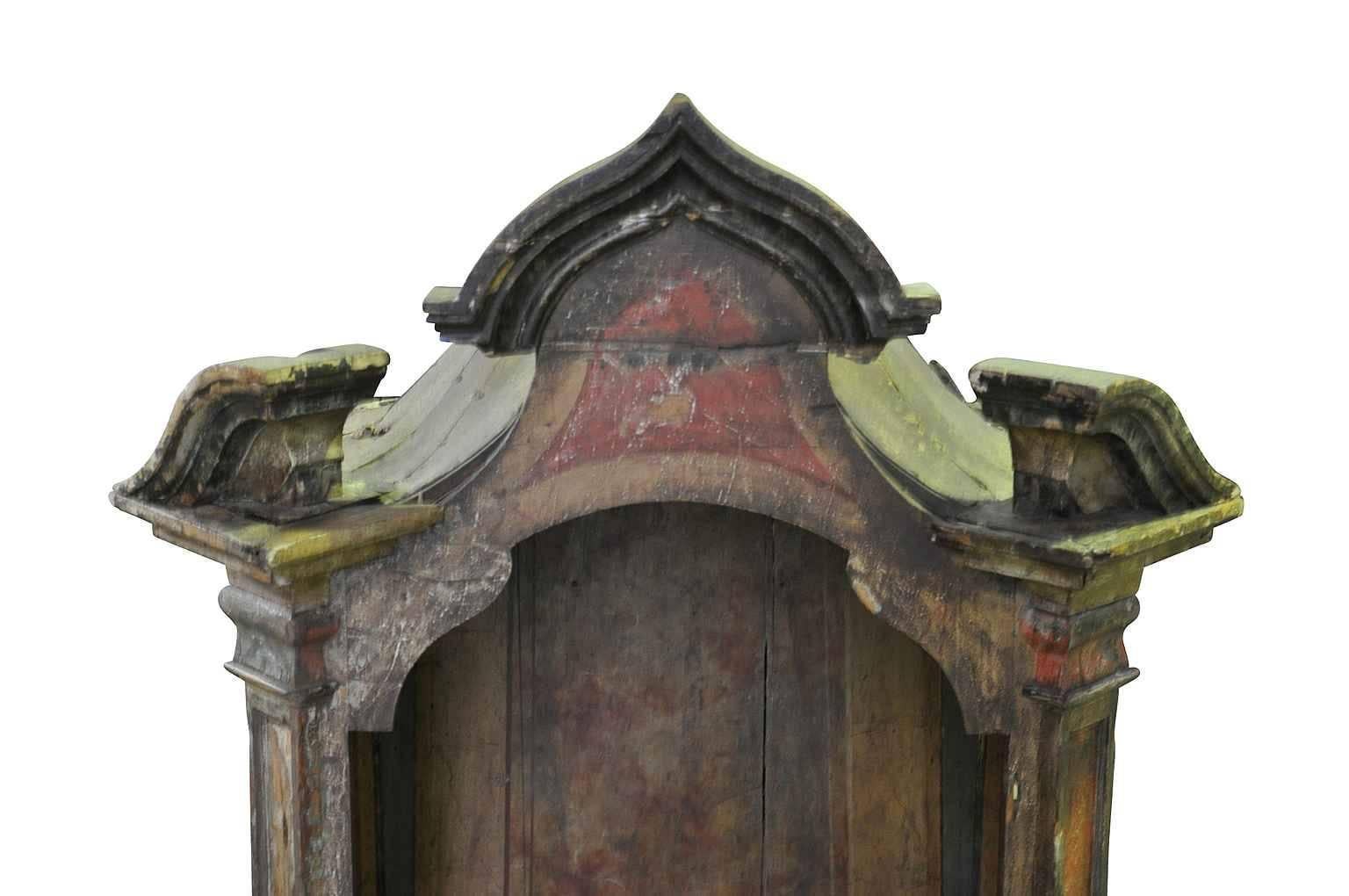 18th Century Spanish Polychromed Tabernacle, Niche In Good Condition For Sale In Atlanta, GA