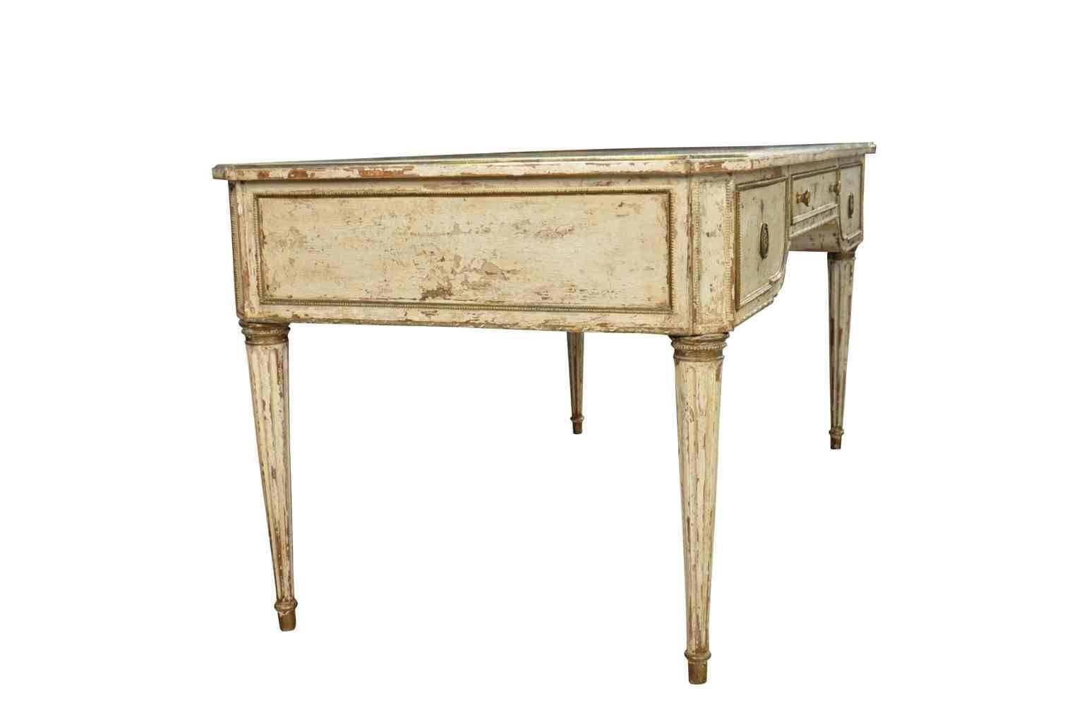 French Louis XVI Style Desk In Excellent Condition In Atlanta, GA