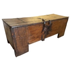 French 15th Century Trunk - Coffre