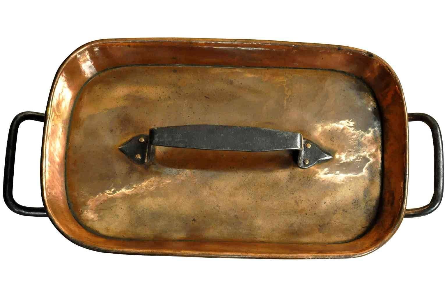 French 18th Century Lidded Copper Pot, Cookware In Excellent Condition In Round Top, TX