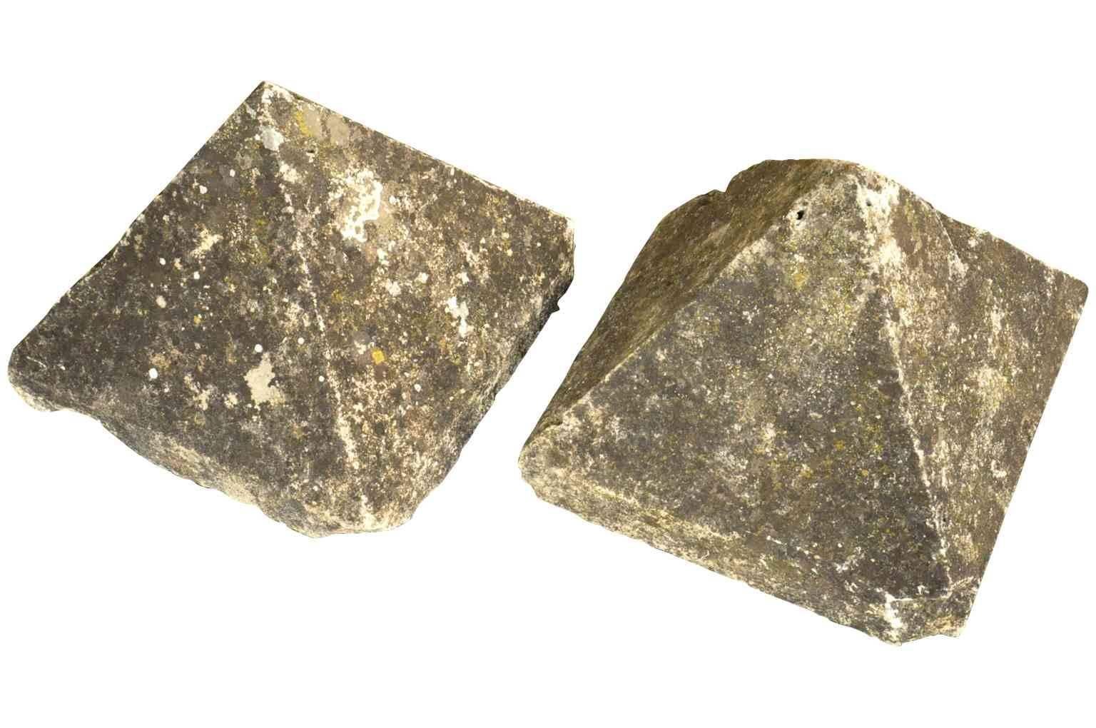 Pair of Stone Capitals In Good Condition In Atlanta, GA