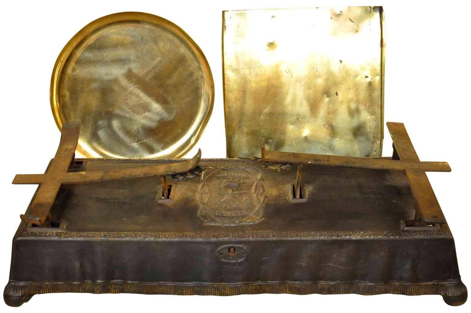 French 19th Century Balance - Scale In Good Condition In Atlanta, GA
