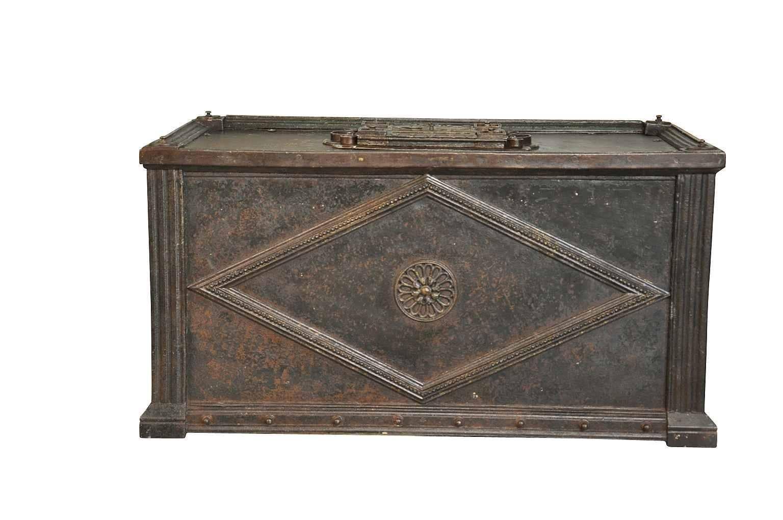 An exceptional and rare early 18th century coffre or safe trunk from Northern Italy. Exquisitely constructed from iron with very handsome detailing throughout. The locking mechanism is a piece of art in itself. A fabulous coffee table.