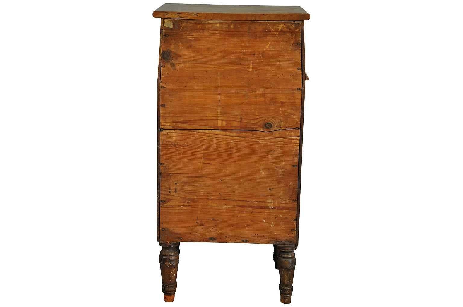 Italian Early 19th Century Side Cabinet or Nightstand 1