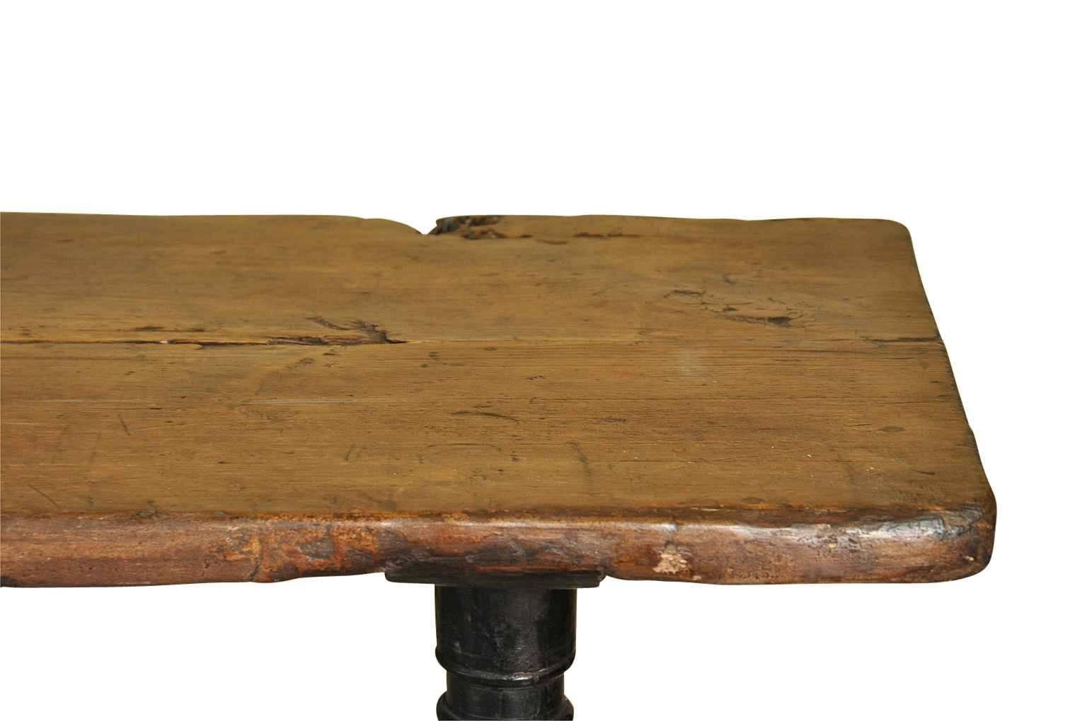 Pine Portuguese 18th Century Console Table