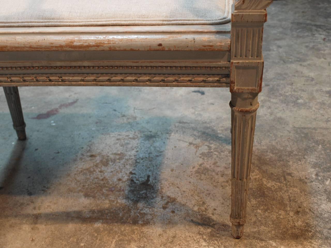 French Louis XVI Style Banquette in Painted Wood 3