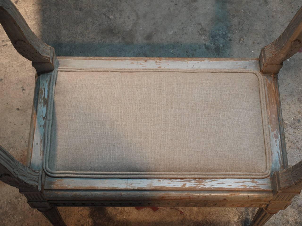 French Louis XVI Style Banquette in Painted Wood 4