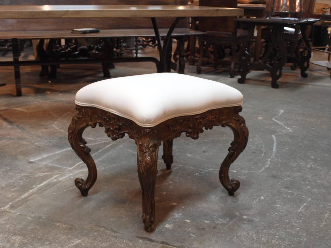 Polychromed Pair of Italian 19th Century Louis XV Style Stools