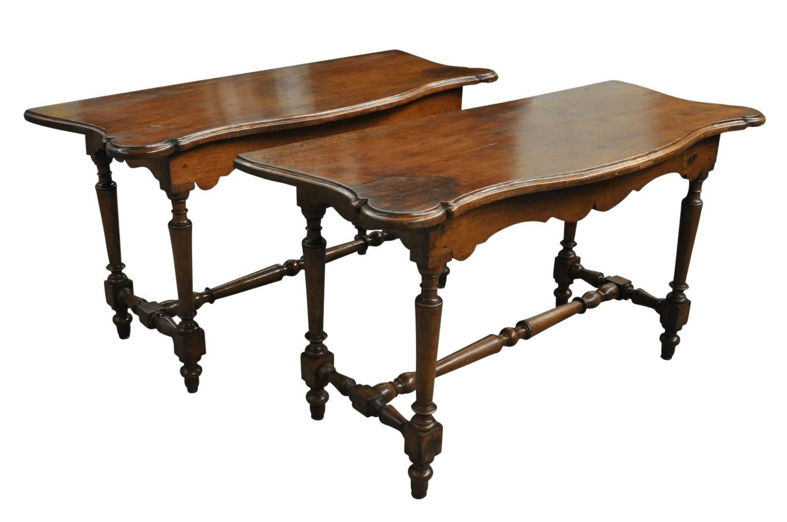 Walnut Outstanding Pair of 18th Century Italian Console Tables