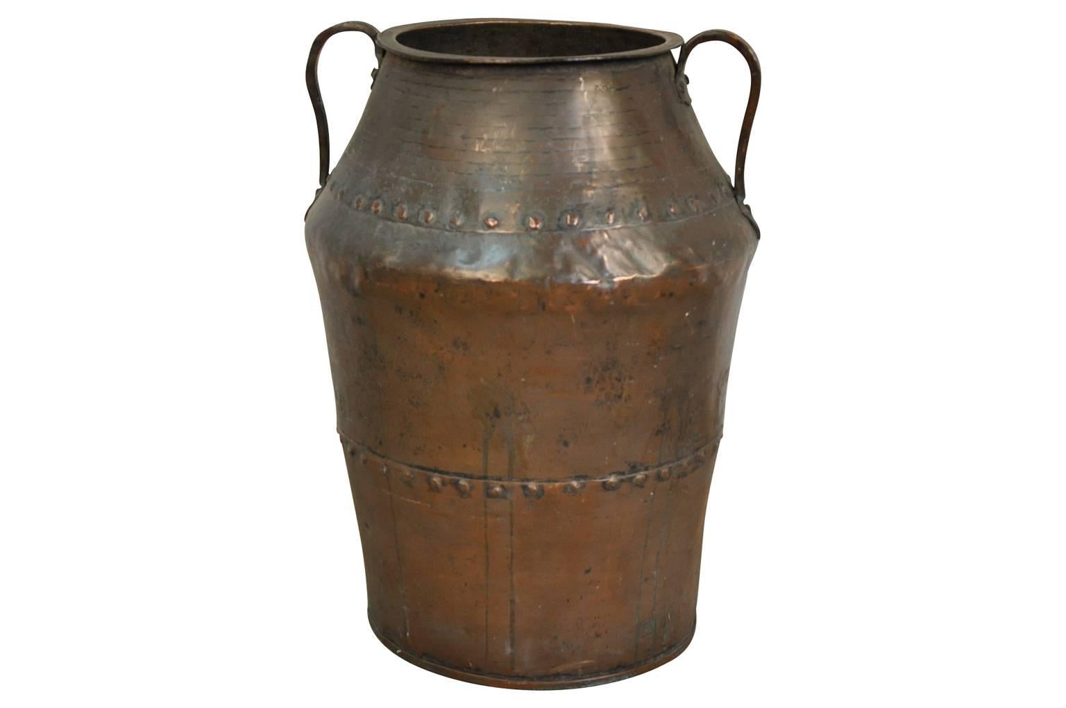 Italian 18th Century Copper Vessel In Excellent Condition In Atlanta, GA