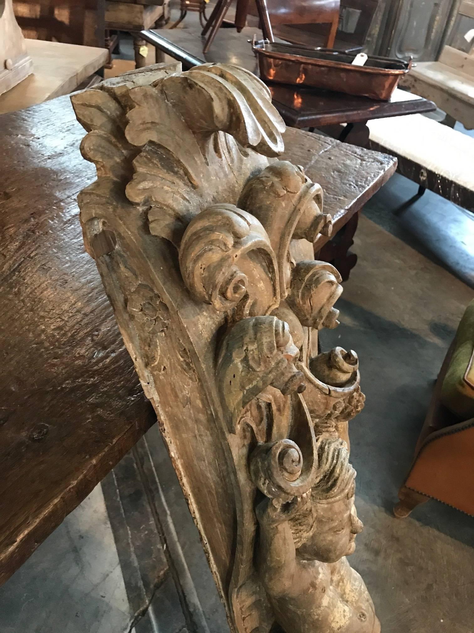 Exquisite Pair of Early French 17th Century Corbels In Excellent Condition In Atlanta, GA