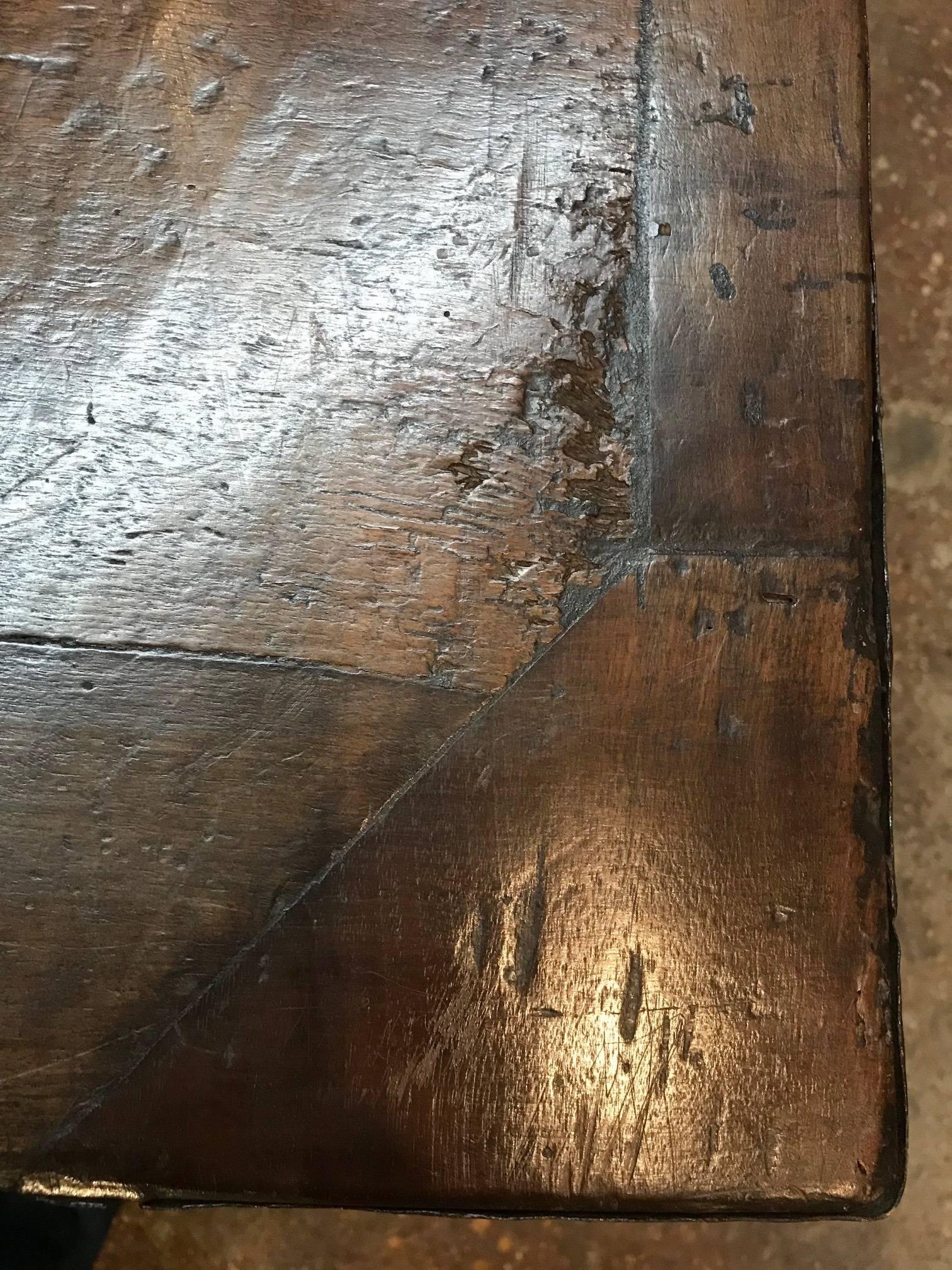 17th Century Spanish Writing Table 1
