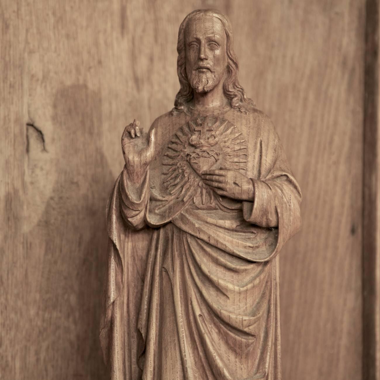 19th century carved wood statue of Jesus of the sacred heart, hand-carved from solid oak.
Shrine available separately,
circa 1880s.
Meaures 19 H x 6 W x 5 D.