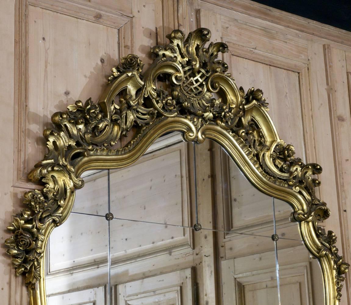 Antique Italian Giltwood Hand Carved Rococo Louis XV Style Mirror In Good Condition In Dallas, TX