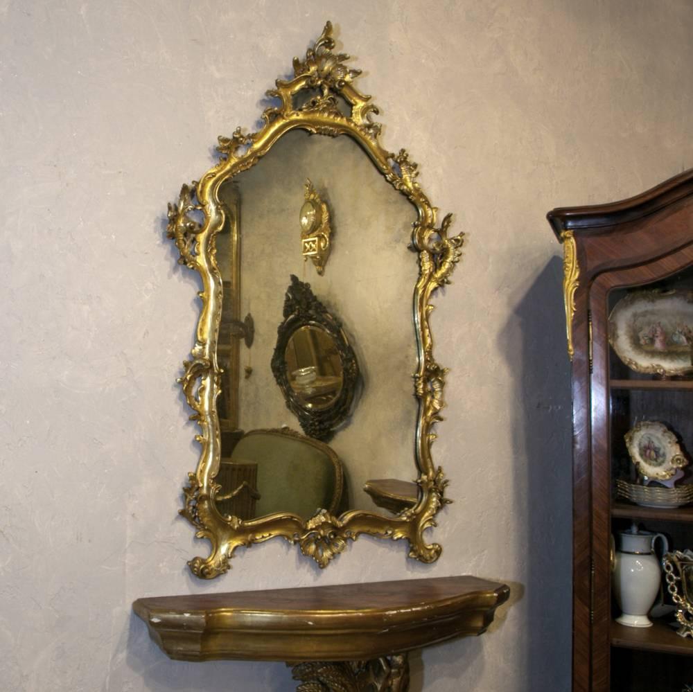 Hand-Carved 19th Century Italian Giltwood Rococo Mirror