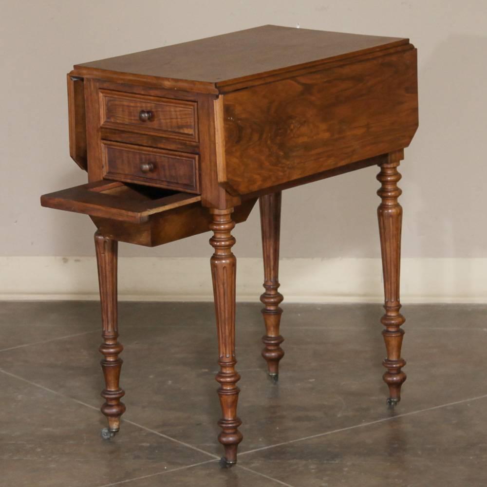 Mid-19th Century Pair of French Antique Mahogany Louis Philippe Nightstands or End Tables