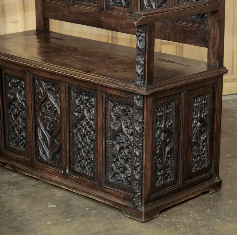 Mid-19th Century 19th Century French Gothic Hand-Carved Oak Hall Bench, circa 1850s