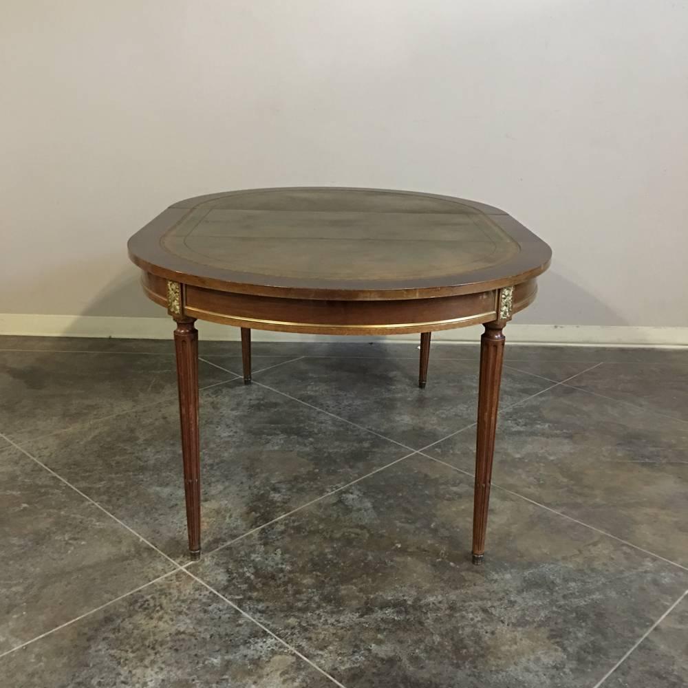 19th Century French Directoire Leather Top Hand-Crafted Mahogany Table with Leaf 4