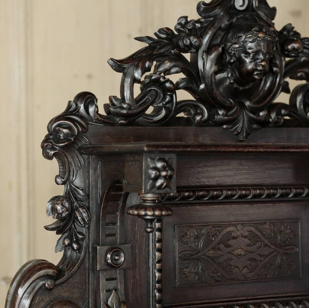 19th Century Renaissance Hand Carved Buffet-Vaisselier with Angels, Circa 1850's In Excellent Condition In Dallas, TX