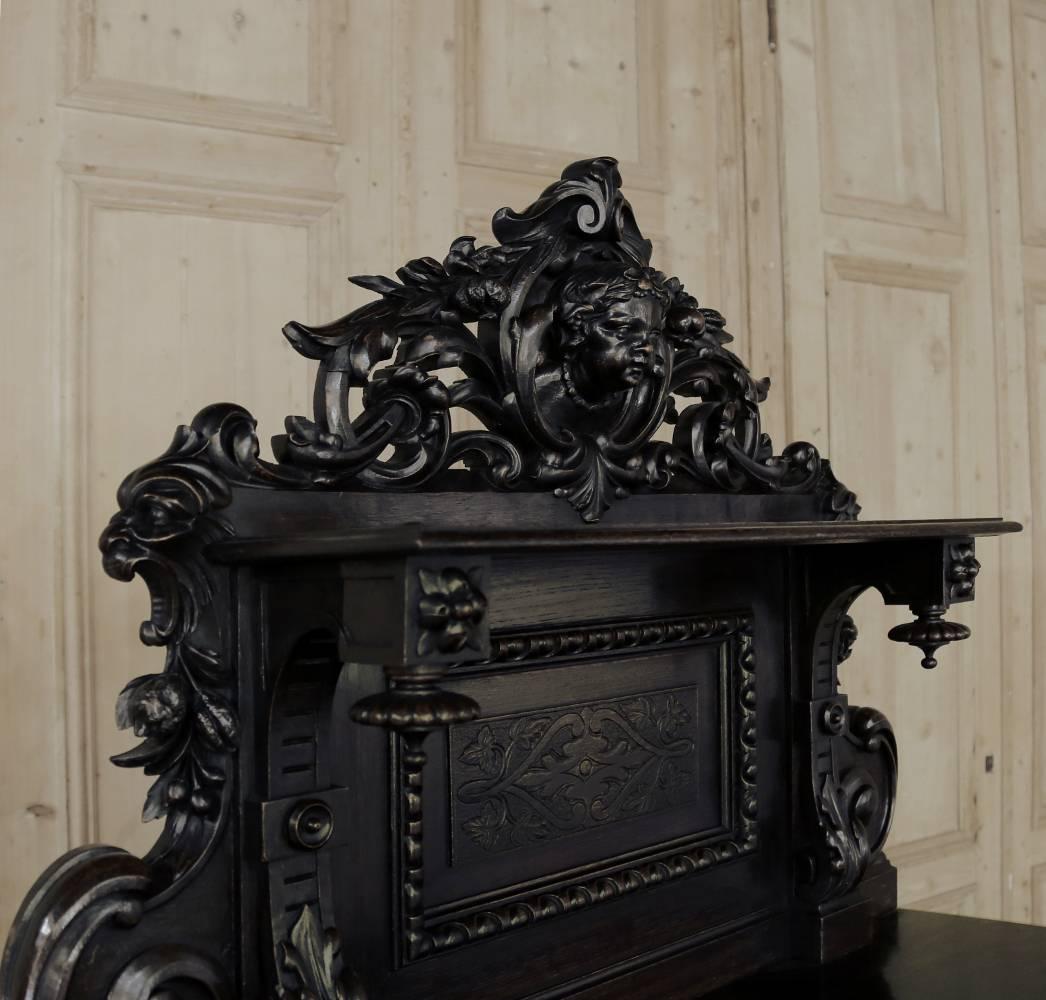 Mid-19th Century 19th Century Renaissance Hand Carved Buffet-Vaisselier with Angels, Circa 1850's