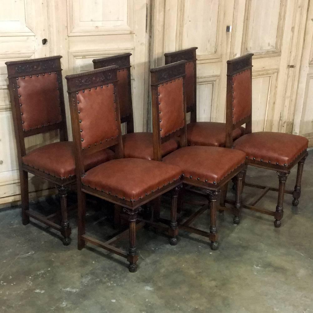 Neoclassical Revival Set of Twelve Italian Neoclassical Hand-Carved Walnut Chairs with Leather