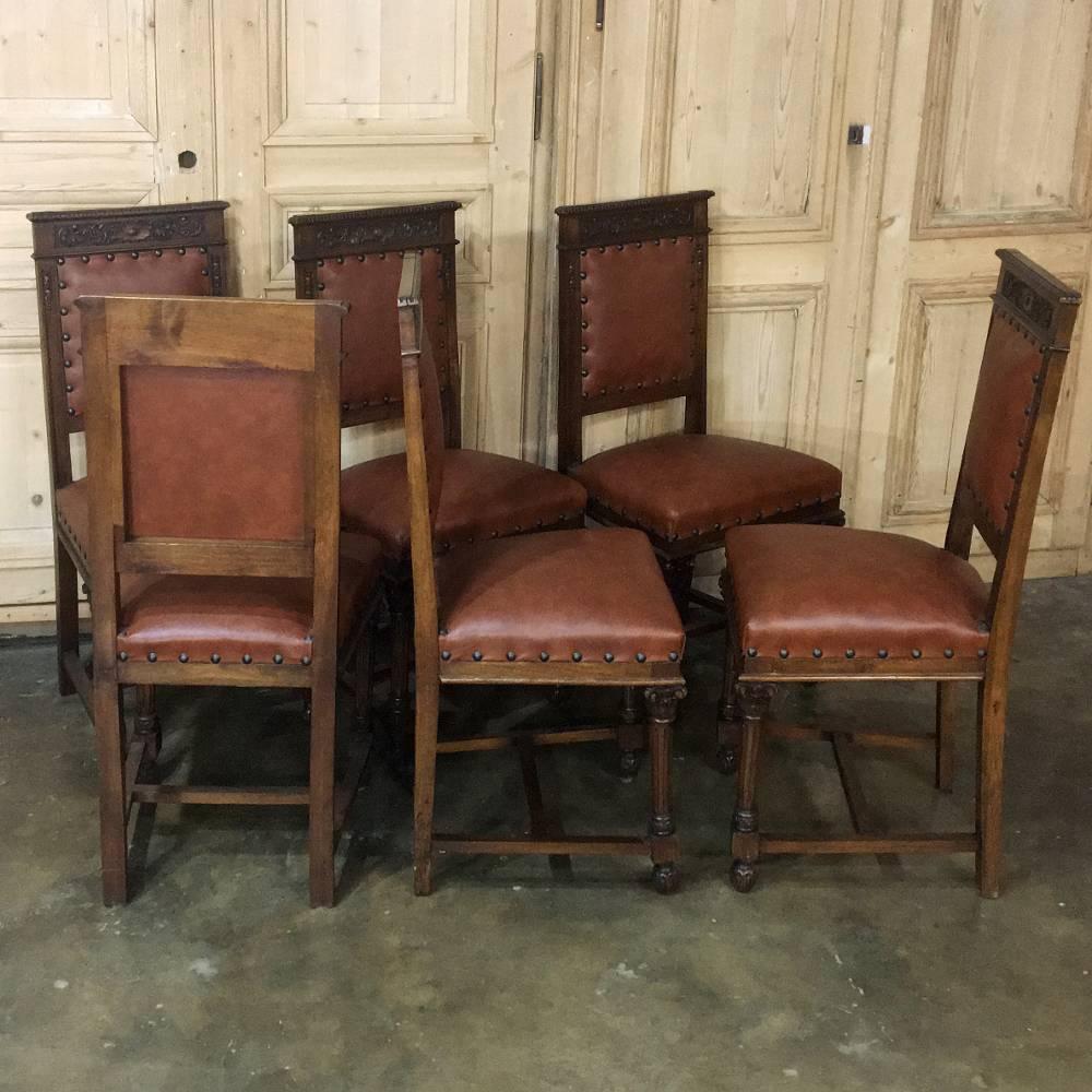 Hand-Crafted Set of Twelve Italian Neoclassical Hand-Carved Walnut Chairs with Leather