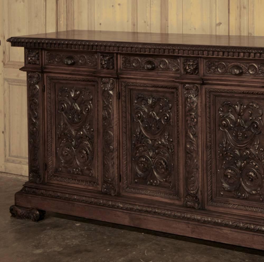 Antique Italian Renaissance Walnut Hand-Carved Buffet w/ Foliate Shell & Dolphin In Excellent Condition In Dallas, TX