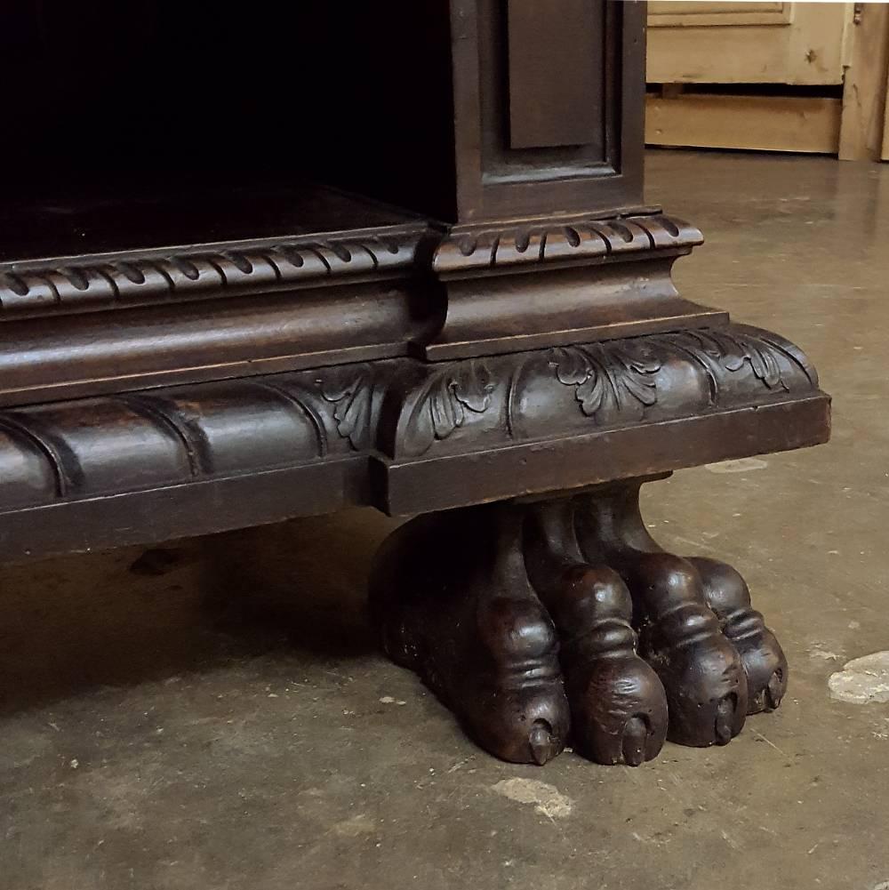 Antique Italian Renaissance Hand-Carved Walnut Buffet with Display Shelf In Excellent Condition In Dallas, TX