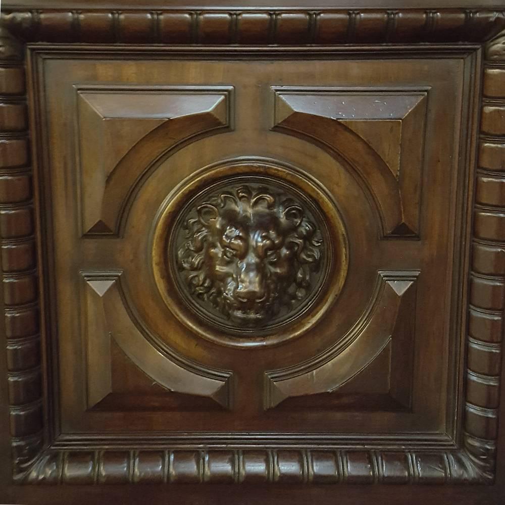19th Century French Louis XIV Hand-Carved Walnut Buffet with Lions' Heads 6