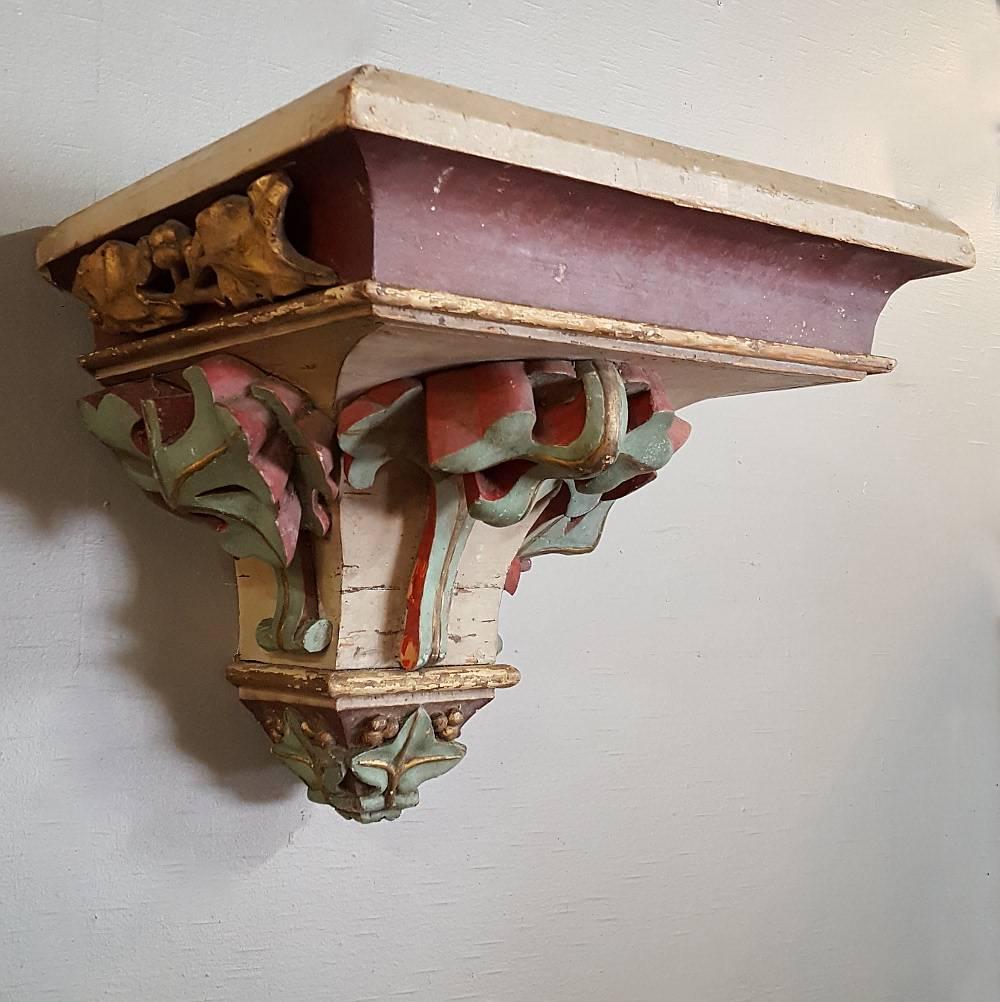 Pair of Grand Carved French Wood Hand-Painted Gothic Shelves Sconces In Distressed Condition In Dallas, TX