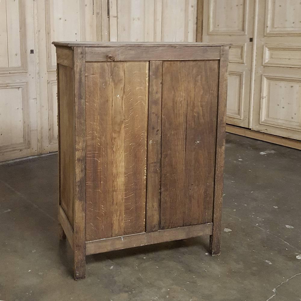 Country French Louis XVI Hand Carved Stripped Oak Confiturier, Circa 1830s 5
